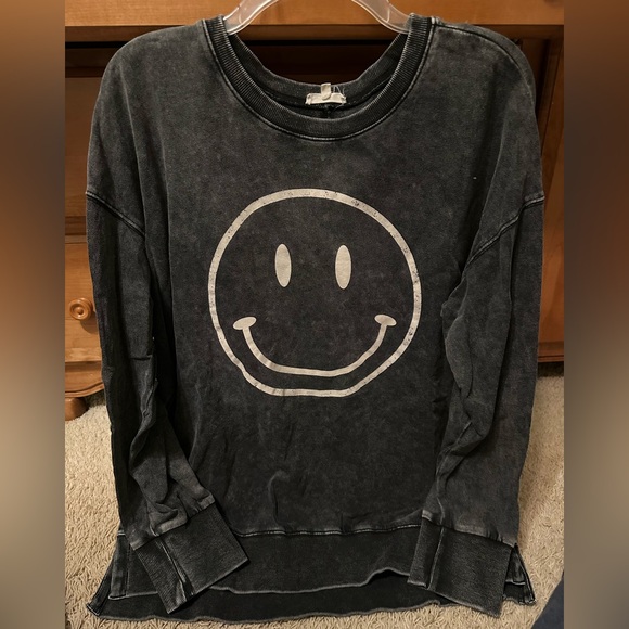 EASEL HAPPY FACE MINERAL WASHED SWEATSHIRT - Picture 2 of 5